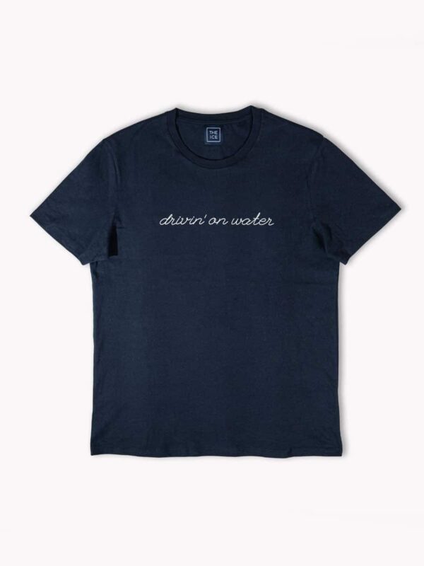 Drivin' on water T-shirt - Unisex